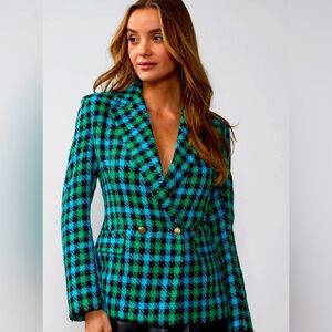 Not your Grandma’s gingham. Sexy, sophisticated double breasted blazer.
